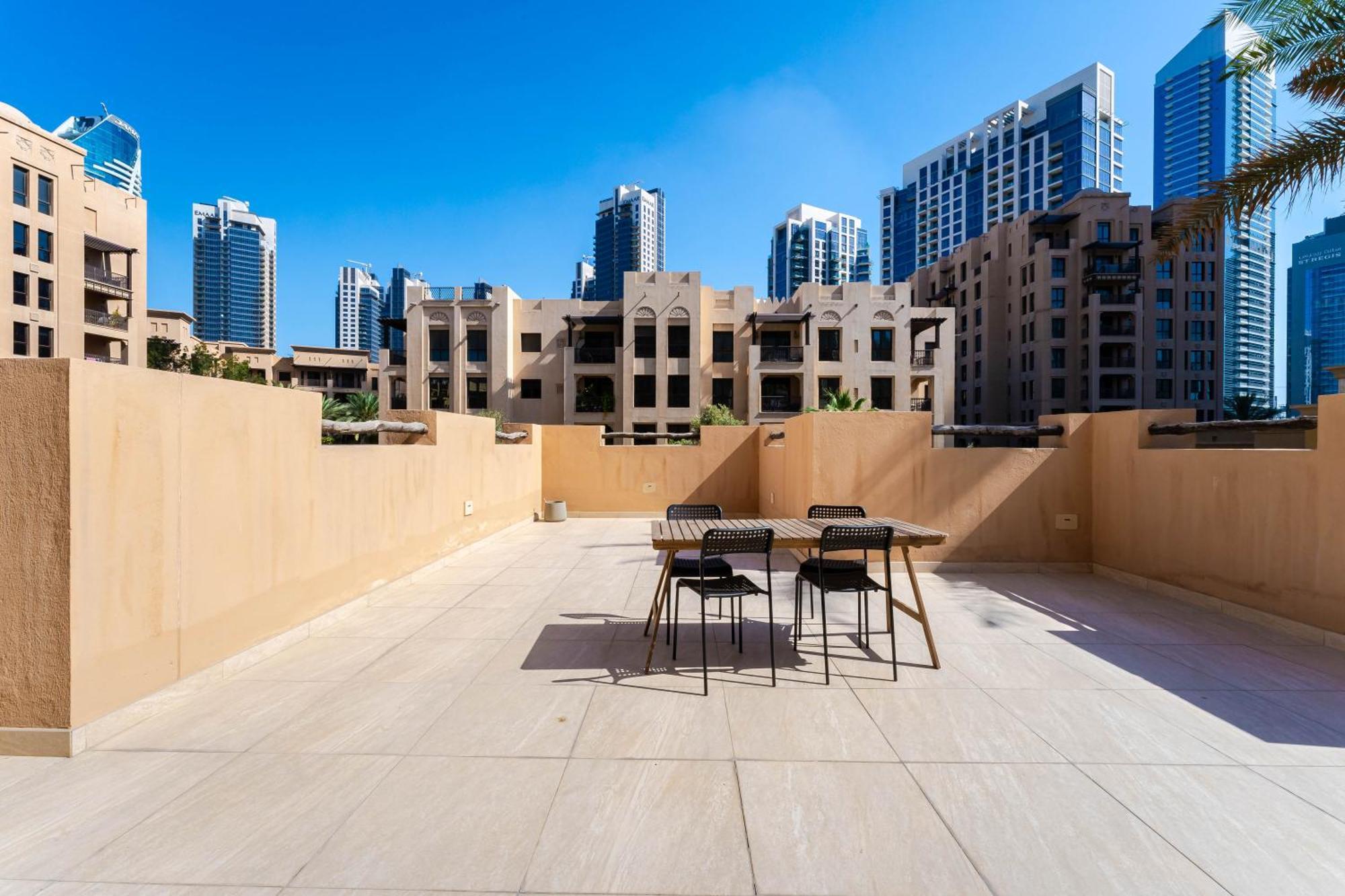 Apartment Contemporary 1 Bedroom 10 Minutes Walk To Mall Near Burj Khalifa *
